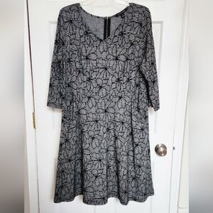 Long sleeve zip back dress